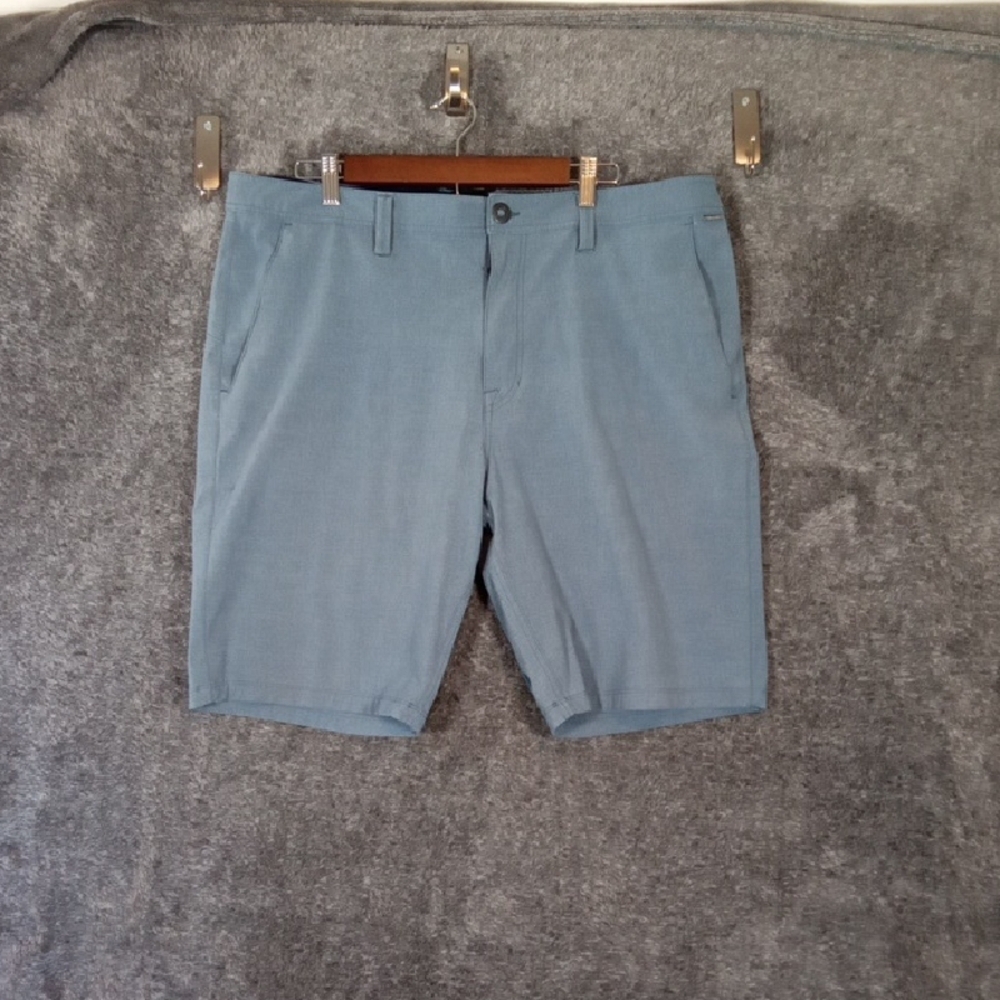 Volcom Blue Flat Front Shorts Casual Style Surf N Turf 4 Way Stretch Mens 38